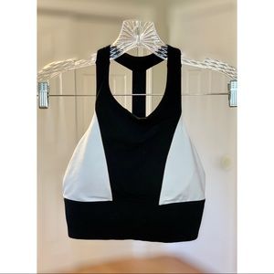 Athleta | Athletic Crop Top | Small